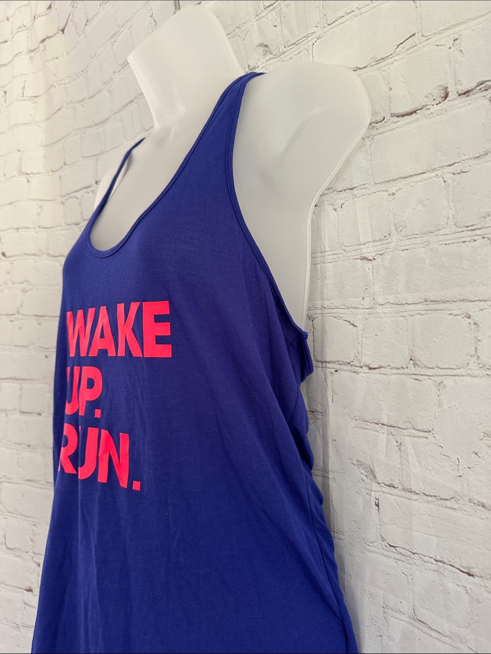 Under Armour Blue Tank Top with Pink 'WAKE UP. RUN.' Graphic size L - Picture 5 of 9